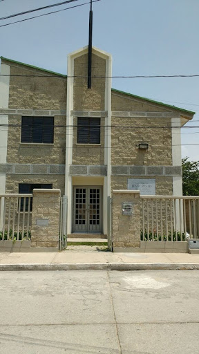 La Iglesia De Jesucristo De Los Santos De Los Últimos Días. Barrio La esmeralda.