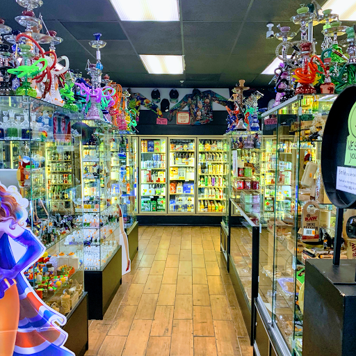 Tobacco Shop «407 Smoke Shop», reviews and photos, 4316 Curry Ford Rd, Orlando, FL 32806, USA