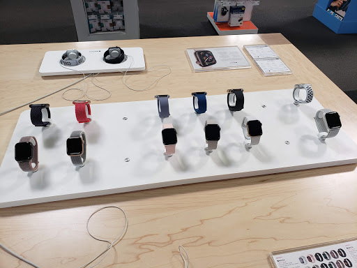 Electronics Store «Best Buy», reviews and photos, 3209 Vestal Pkwy E, Vestal, NY 13850, USA