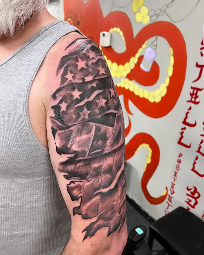 Explore linework tattoos ideas, creative tattoo ideas in Schaumburg, available at Urban Rebels Ink