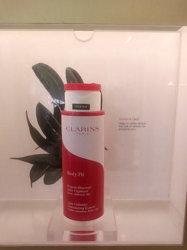 Beauty Salon «Beauty Brands», reviews and photos, 438 Ward Pkwy, Kansas City, MO 64112, USA