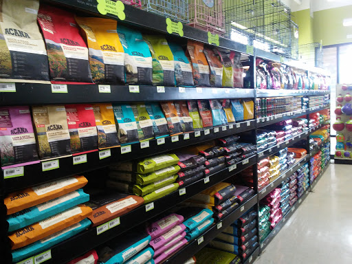 Pet Supply Store «Pet Club Wheat Ridge», reviews and photos, 4975 Kipling St #B, Wheat Ridge, CO 80033, USA