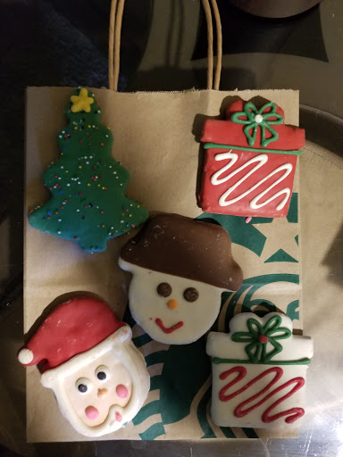 Pet Store «Pet Valu», reviews and photos, 4904 Edgmont Ave, Brookhaven, PA 19015, USA