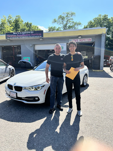 Used Car Dealer «Newton Automotive Services», reviews and photos, 249 Centre St, Newton, MA 02458, USA