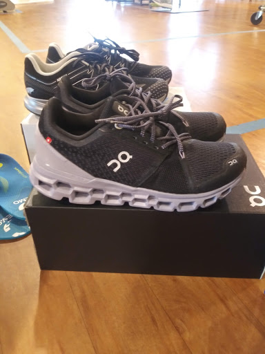 Shoe Store «Fleet Feet Sports», reviews and photos, 4347 Franklin Rd SW, Roanoke, VA 24018, USA