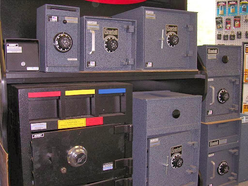 Locksmith «Dayton Lock Company», reviews and photos, 324 W Lancaster Ave, Wayne, PA 19087, USA