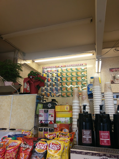 Donut Shop «Golden Donuts», reviews and photos, 4041 Governor Dr, San Diego, CA 92122, USA