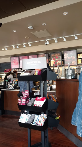 Coffee Shop «Starbucks», reviews and photos, 164 N York St, Elmhurst, IL 60126, USA