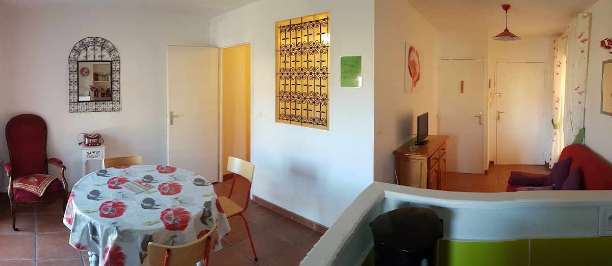 Location appartement Cure & Vacances | Amélie-Les-Bains (66) | Roselyne & Noël à Amélie-les-Bains-Palalda