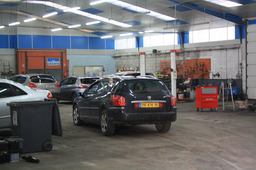 Photo 1 - Louvigné Auto Services - Bosch Car Service
