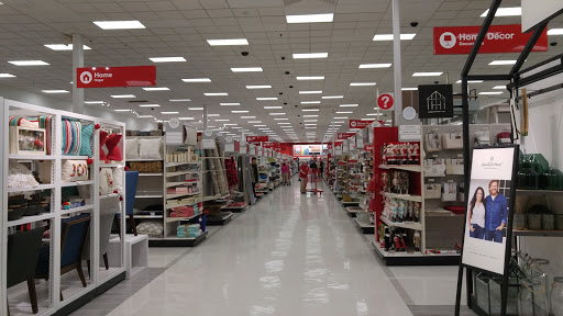 Department Store «Target», reviews and photos, 1 Mystic View Rd, Everett, MA 02149, USA