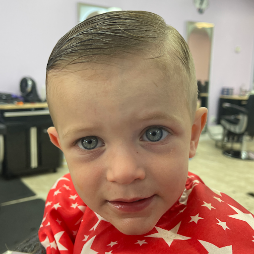 Barber Shop «CANEVARO BARBERSHOP», reviews and photos, 32 5th Ave, Bay Shore, NY 11706, USA