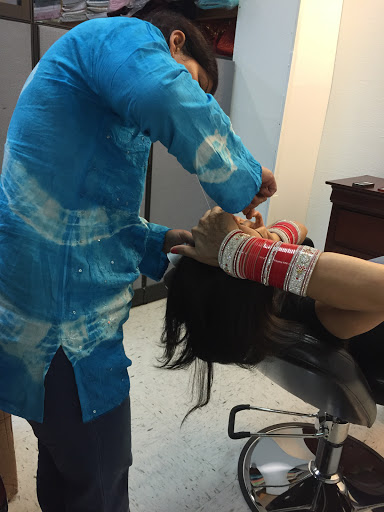 Indian Grocery Store «INDIA MARKET & SUPER EYEBROW THREADING», reviews and photos, 5203 Elkhorn Blvd, Sacramento, CA 95842, USA