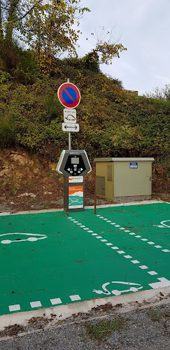 Borne de recharge de véhicules électriques Réseau eborn Charging Station Sablières