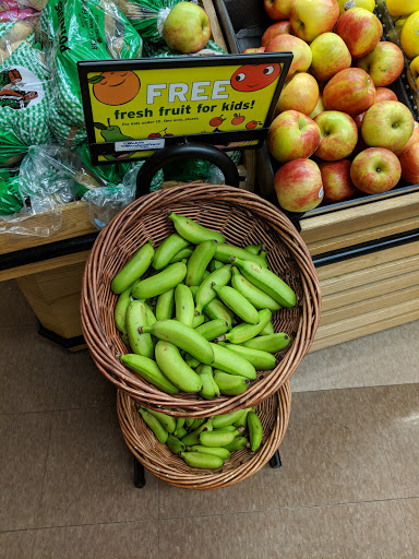 Grocery Store «Hannaford Supermarket», reviews and photos, 24 Portland Rd, Buxton, ME 04093, USA