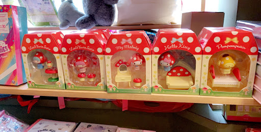 Gift Shop «V Gift Shop», reviews and photos, 461 6th Ave, New York, NY 10011, USA