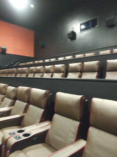 Movie Theater «AMC Classic West End Pointe 8», reviews and photos, 12825 NW 10th St, Yukon, OK 73099, USA