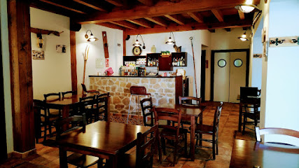 Restaurante El Cobijo de Muriel - C. Real, 6, 42193 Muriel de la Fuente, Soria, Spain