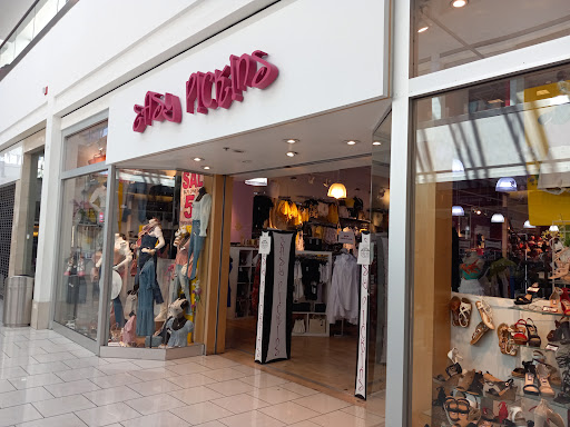 Shopping Mall «Cherry Hill Mall», reviews and photos, 2000 NJ-38, Cherry Hill, NJ 08002, USA