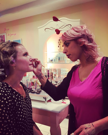 Cosmetics Store «Benefit Cosmetics Boutique & Brow Bar», reviews and photos, 1210 Montana Ave, Santa Monica, CA 90403, USA