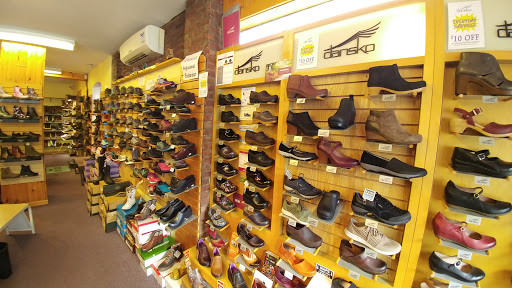 Shoe Store «Pegasus Comfort Footwear», reviews and photos, 27 N Chestnut St, New Paltz, NY 12561, USA
