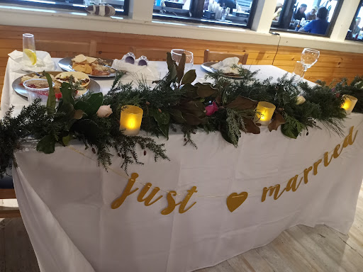 Seafood Restaurant «Rusty Rudder», reviews and photos, 113 Dickinson St, Dewey Beach, DE 19971, USA