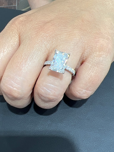 Jeweler «Eli Adams Jewelers», reviews and photos, 114 Essex St, Rochelle Park, NJ 07662, USA