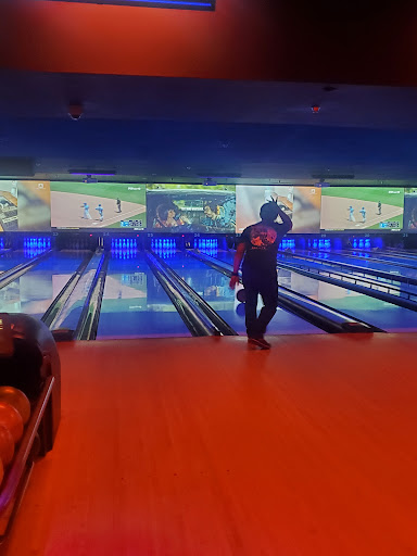 Bowling Alley «AMF Beverly Lanes», reviews and photos, 1201 W Beverly Blvd, Montebello, CA 90640, USA