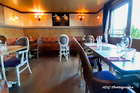 Atmosphère du Restaurant Le Russel à Barneville-Carteret - n°12