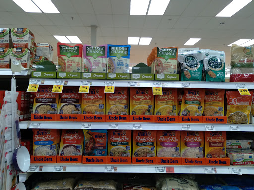 Grocery Store «Schnucks», reviews and photos, 625 Lincoln Hwy, Fairview Heights, IL 62208, USA