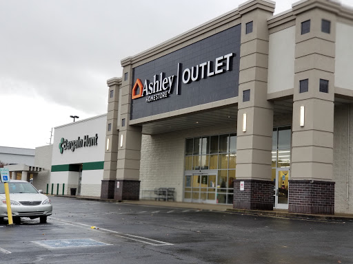 Furniture Store «Ashley HomeStore Outlet», reviews and photos, 225A Industrial Blvd, La Vergne, TN 37086, USA
