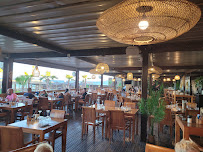 Atmosphère du Restaurant français Temple beach à Saint-Cyprien - n°5