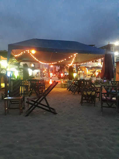 CHEERS BAR - Mal. Julio Izurieta, Puerto López, Ecuador