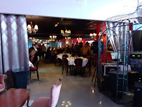 Atmosphère du Restaurant LA RUCHE GOURMANDE à Charny-Orée-de-Puisaye - n°4