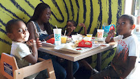 Atmosphère du Restauration rapide McDonald's à Senlis - n°6