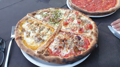Da Salvo pizzeria in Santa Maria di Licodia, Città Metropolitana di Catania