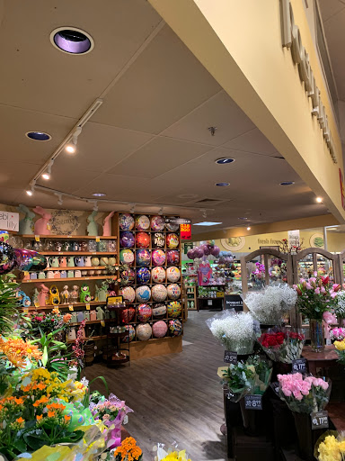 Grocery Store «Safeway», reviews and photos, 6911 Coal Creek Pkwy SE, Newcastle, WA 98059, USA