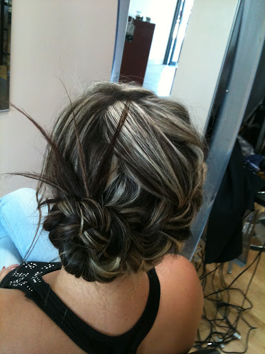 Beauty Salon «GS Hair Studio Beauty Salon and Spa», reviews and photos, 9016 N Milwaukee Ave, Niles, IL 60714, USA