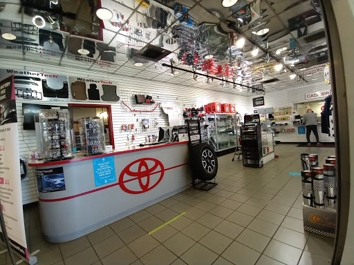 Toyota Dealer «AutoNation Toyota Buena Park», reviews and photos, 6400 Beach Blvd, Buena Park, CA 90621, USA