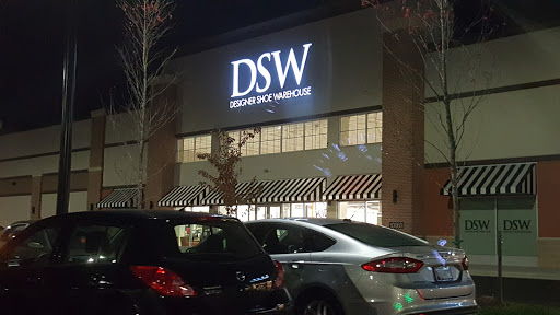 Shoe Store «DSW Designer Shoe Warehouse», reviews and photos, 10060 Reisterstown Rd, Owings Mills, MD 21117, USA