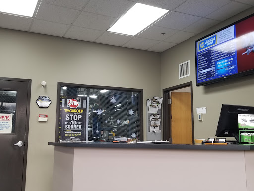 Auto Repair Shop «Car Care Advanced Service Center», reviews and photos, 9865 Norma Ln, Woodbury, MN 55129, USA