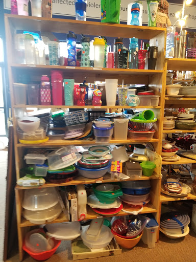 Thrift Store «Someplace Safe Alexandria Thrift Store», reviews and photos