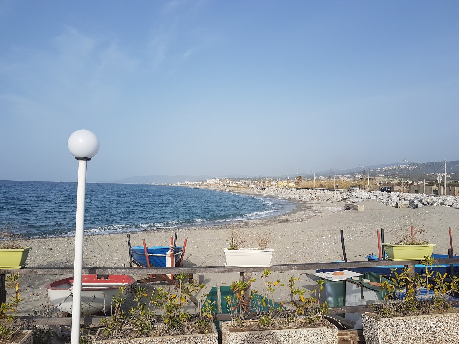 Photo de Spiaggia di Venetico et le règlement