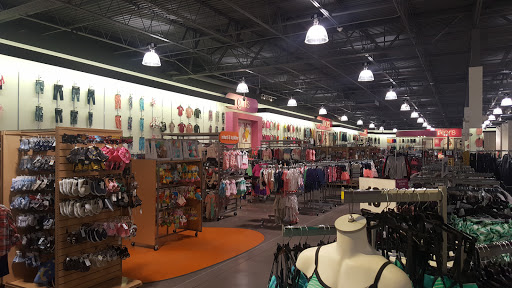 Discount Store «Gordmans - Store Closing Soon», reviews and photos, 5159 Harvey St, Norton Shores, MI 49444, USA