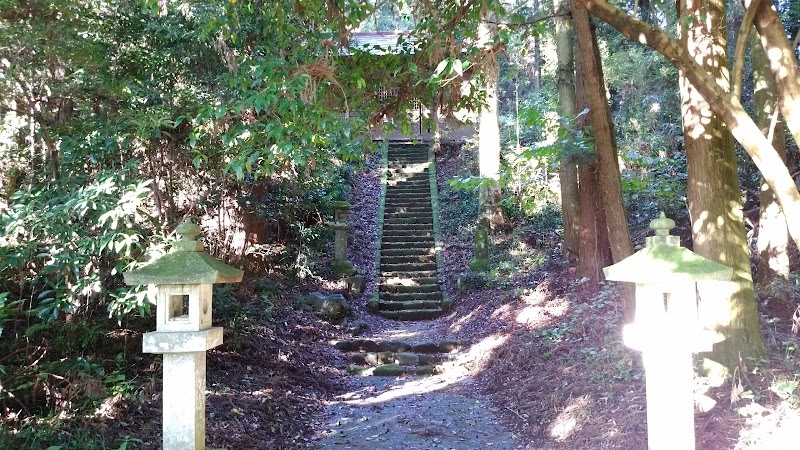 足日神社