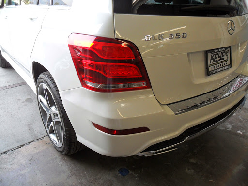 Auto Body Shop «Super Auto Body Shop», reviews and photos, 6533 San Fernando Rd, Glendale, CA 91201, USA