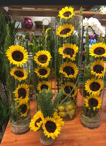 Florist «Ultima Florals», reviews and photos, 81-02 37th Ave, Jackson Heights, NY 11372, USA