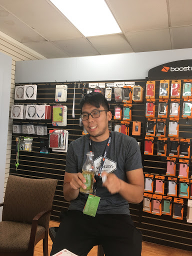 Cell Phone Store «Boost Mobile Store by MS Telecom», reviews and photos, 2828 Battleground Ave, Greensboro, NC 27408, USA