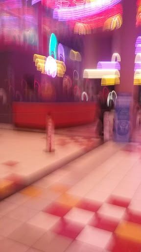 Movie Theater «Regal Cinemas Cobblestone Square 20», reviews and photos, 5500 Cobblestone Rd, Elyria, OH 44035, USA