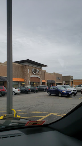 Hair Salon «Ulta Beauty», reviews and photos, 4115 N Harlem Ave, Norridge, IL 60706, USA